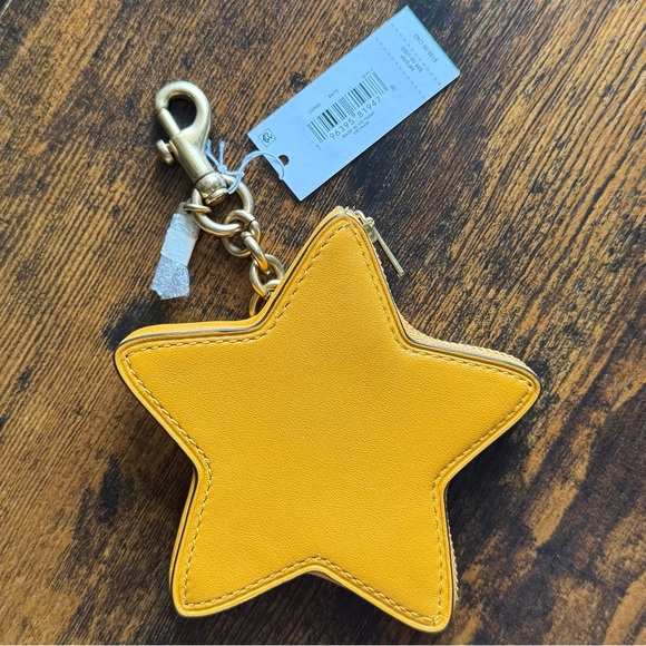 Coach Coin Star Purse in Ochre NWT - Picture 2 of 6